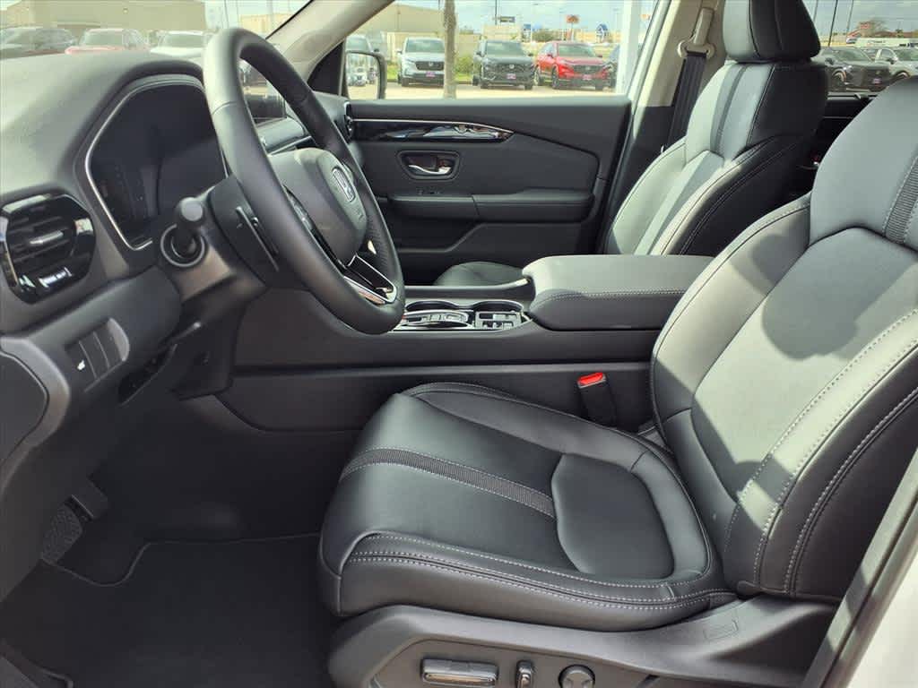 Thumbnail: 2026 Honda Pilot - 11