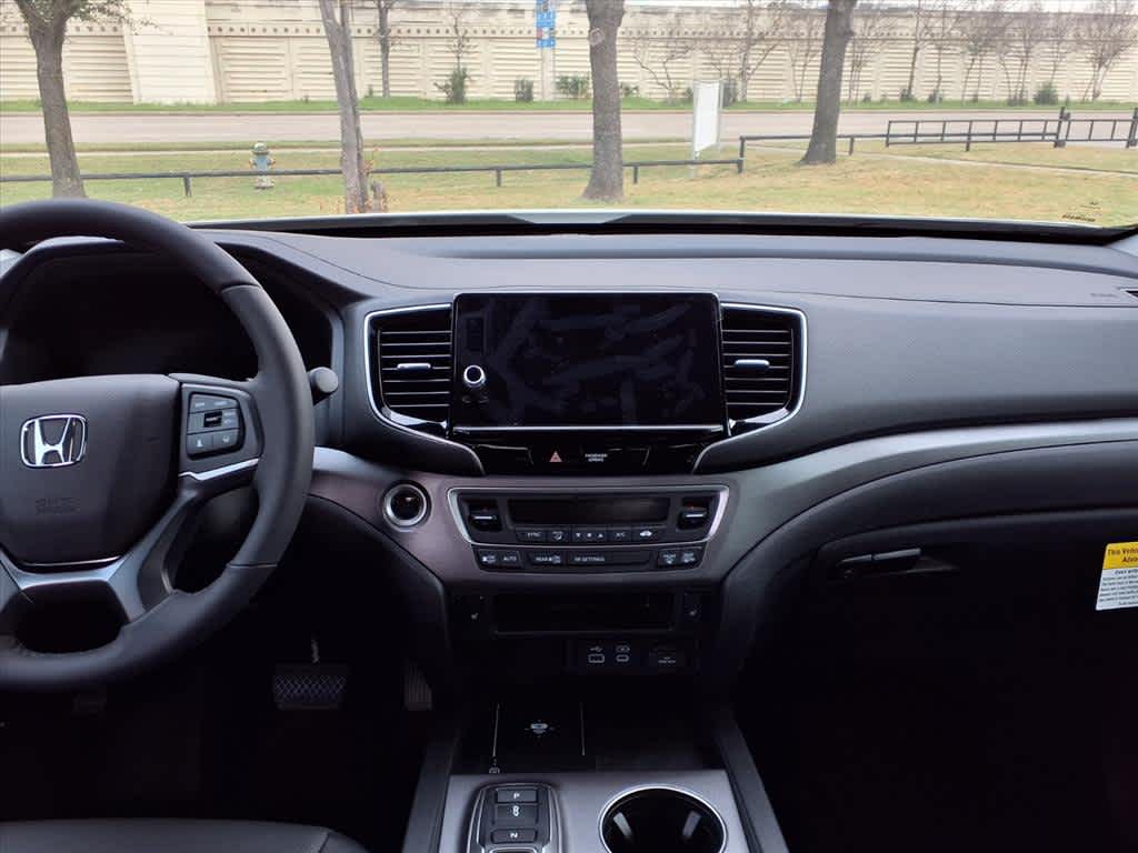 Thumbnail: 2026 Honda Ridgeline - 16