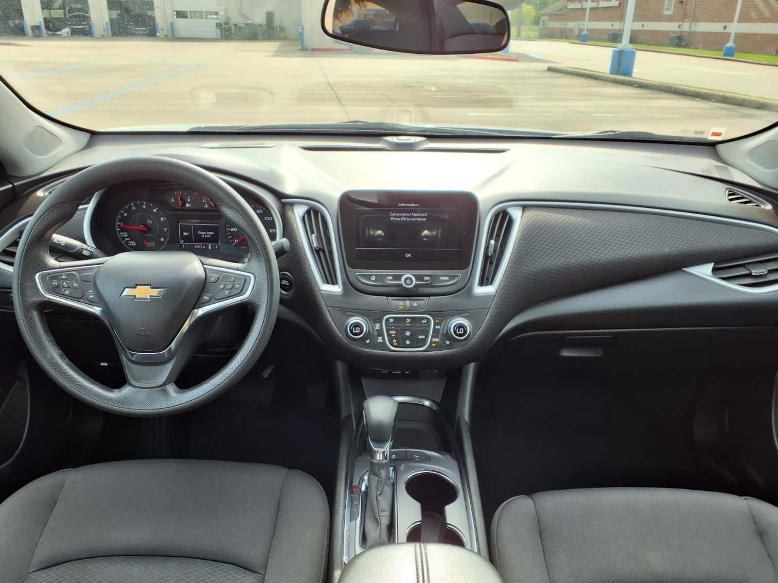 Thumbnail: 2024 Chevrolet Malibu - 10