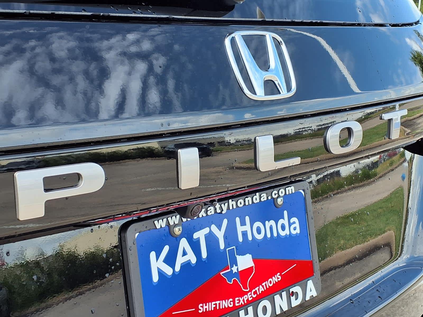 Thumbnail: 2026 Honda Pilot - 7