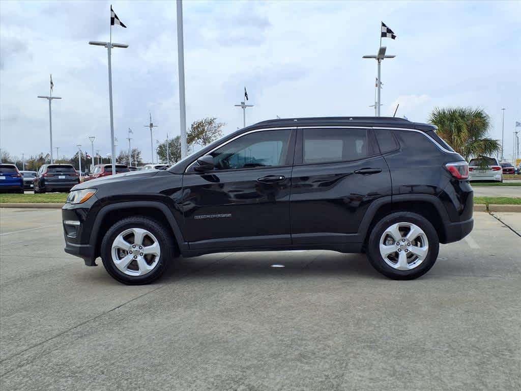 Thumbnail: 2018 Jeep Compass - 3