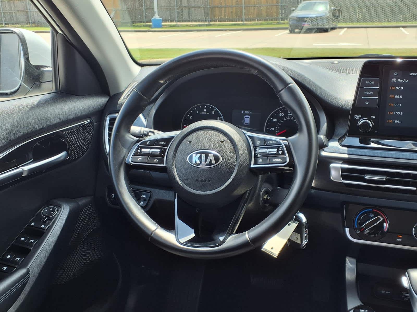 Thumbnail: 2021 Kia Seltos - 15