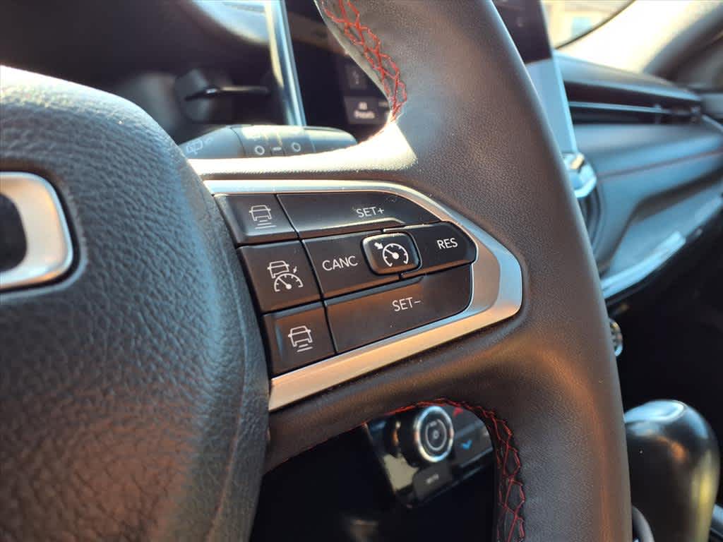 Thumbnail: 2023 Jeep Compass - 21