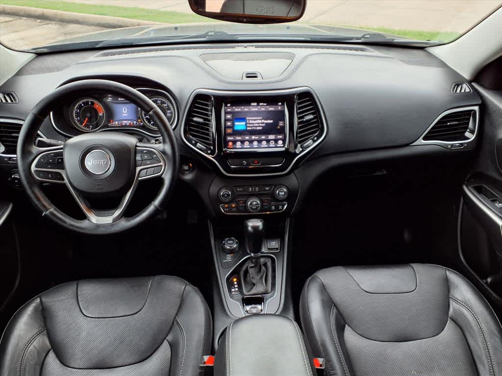 Thumbnail: 2020 Jeep Cherokee - 11