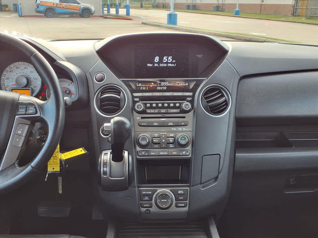 Thumbnail: 2015 Honda Pilot - 15