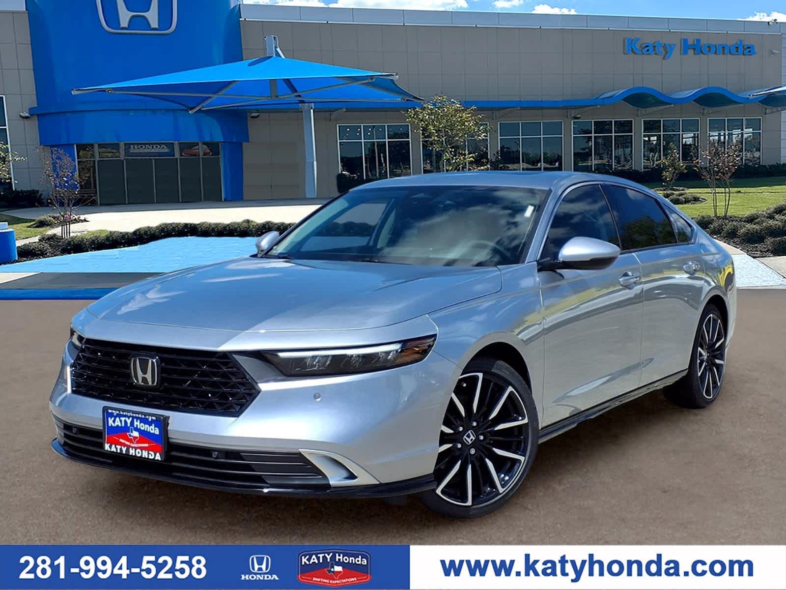 2026 Honda Accord Hybrid Touring's photo