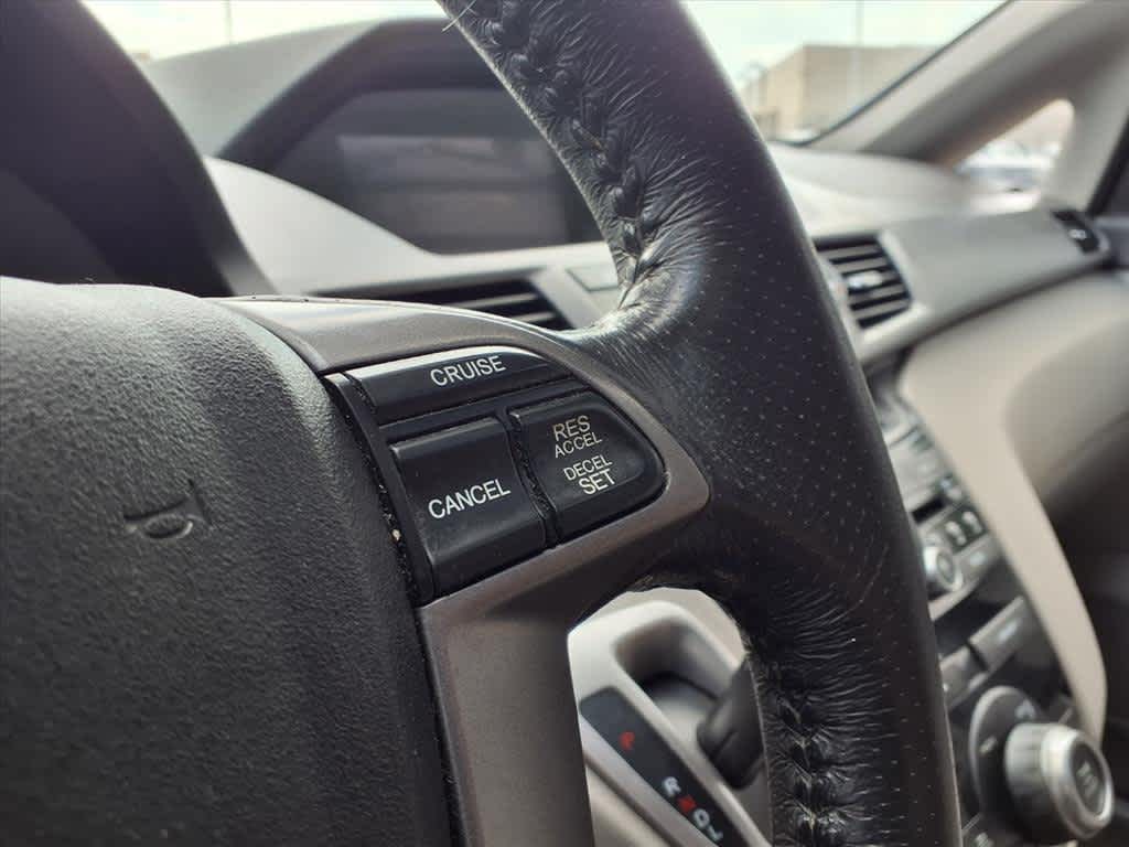 Thumbnail: 2013 Honda Odyssey - 22