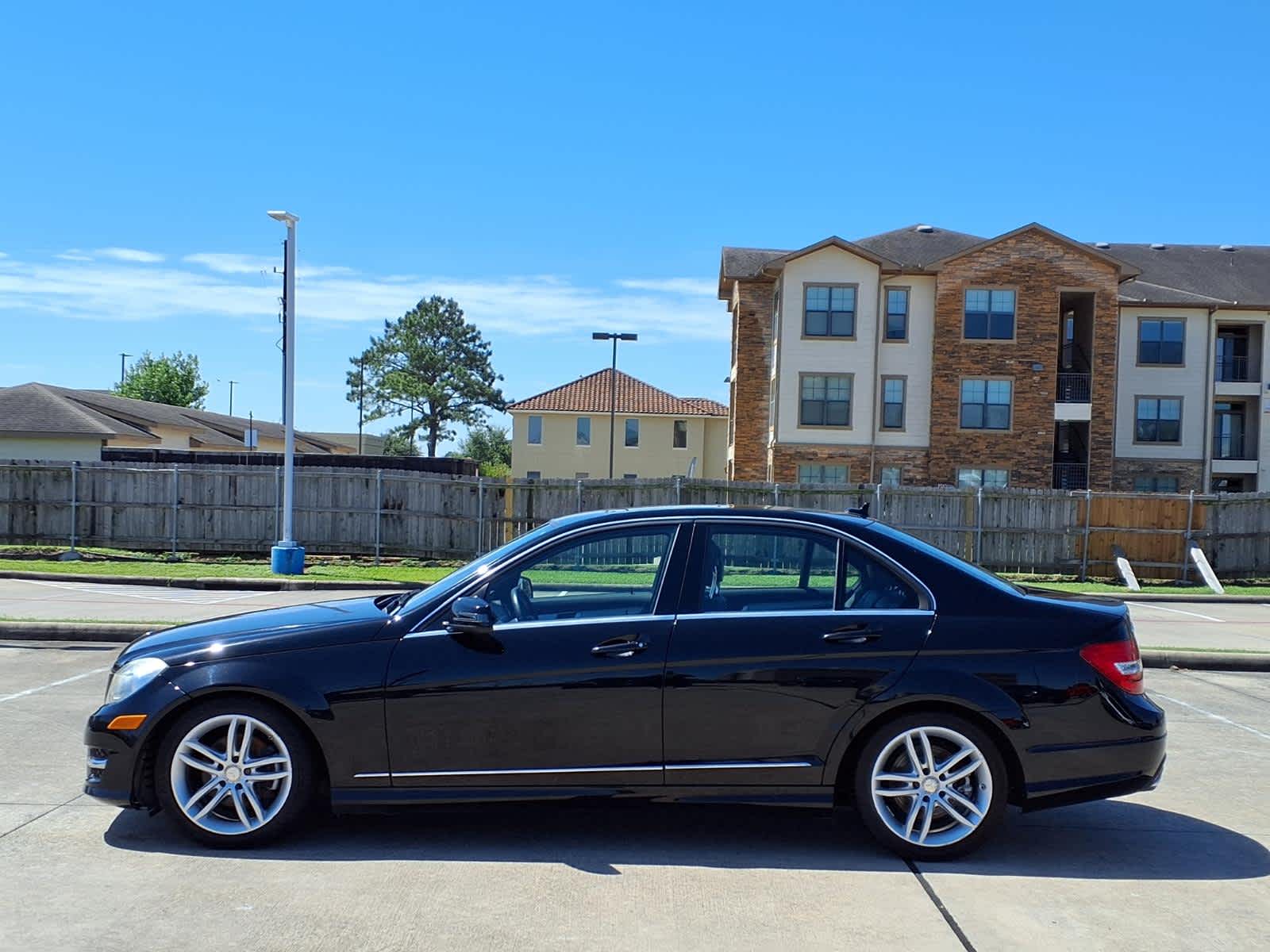 Thumbnail: 2013 Mercedes-Benz C-Class - 4