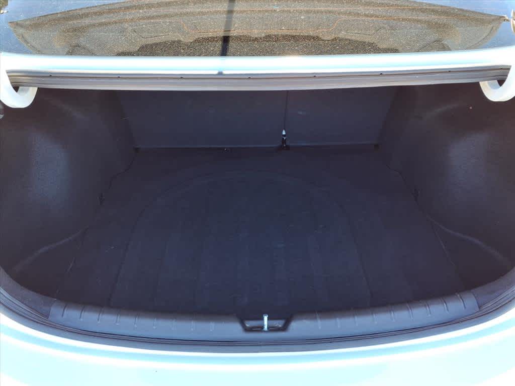 Thumbnail: 2023 Kia Rio - 9