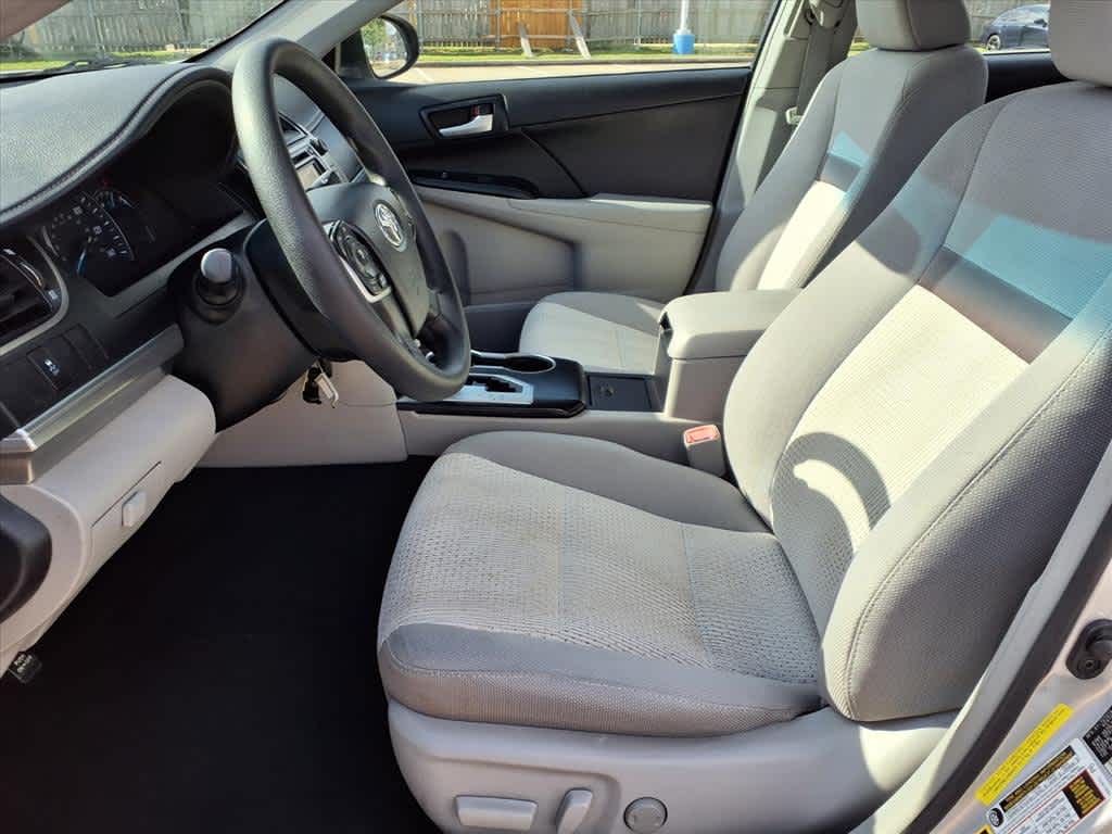 Thumbnail: 2014 Toyota Camry - 11