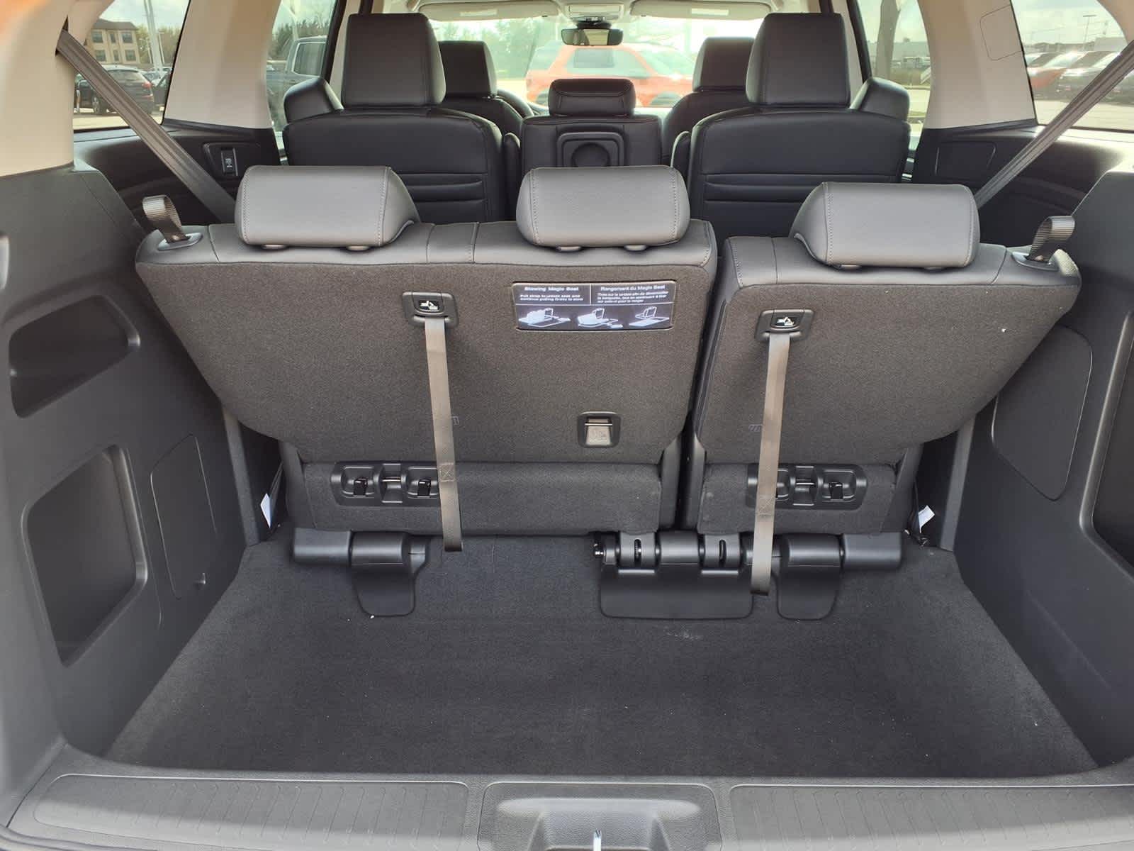 Thumbnail: 2026 Honda Odyssey - 10
