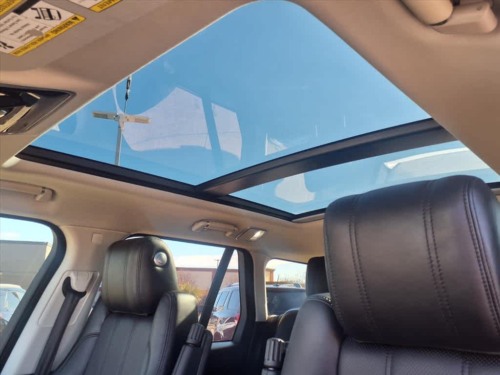 Thumbnail: 2017 Land Rover Range Rover - 25