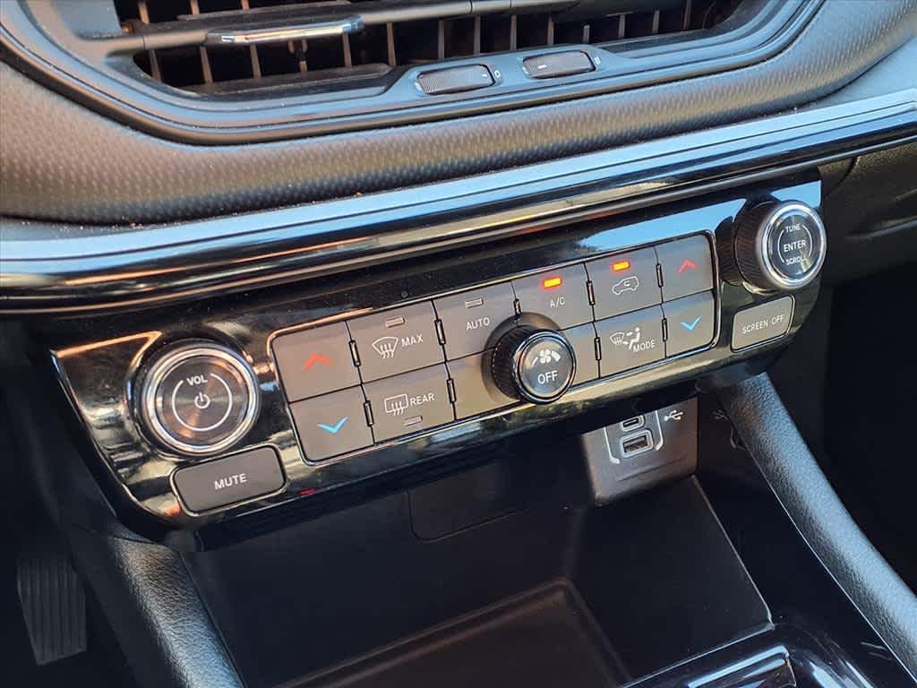 Thumbnail: 2023 Jeep Compass - 19