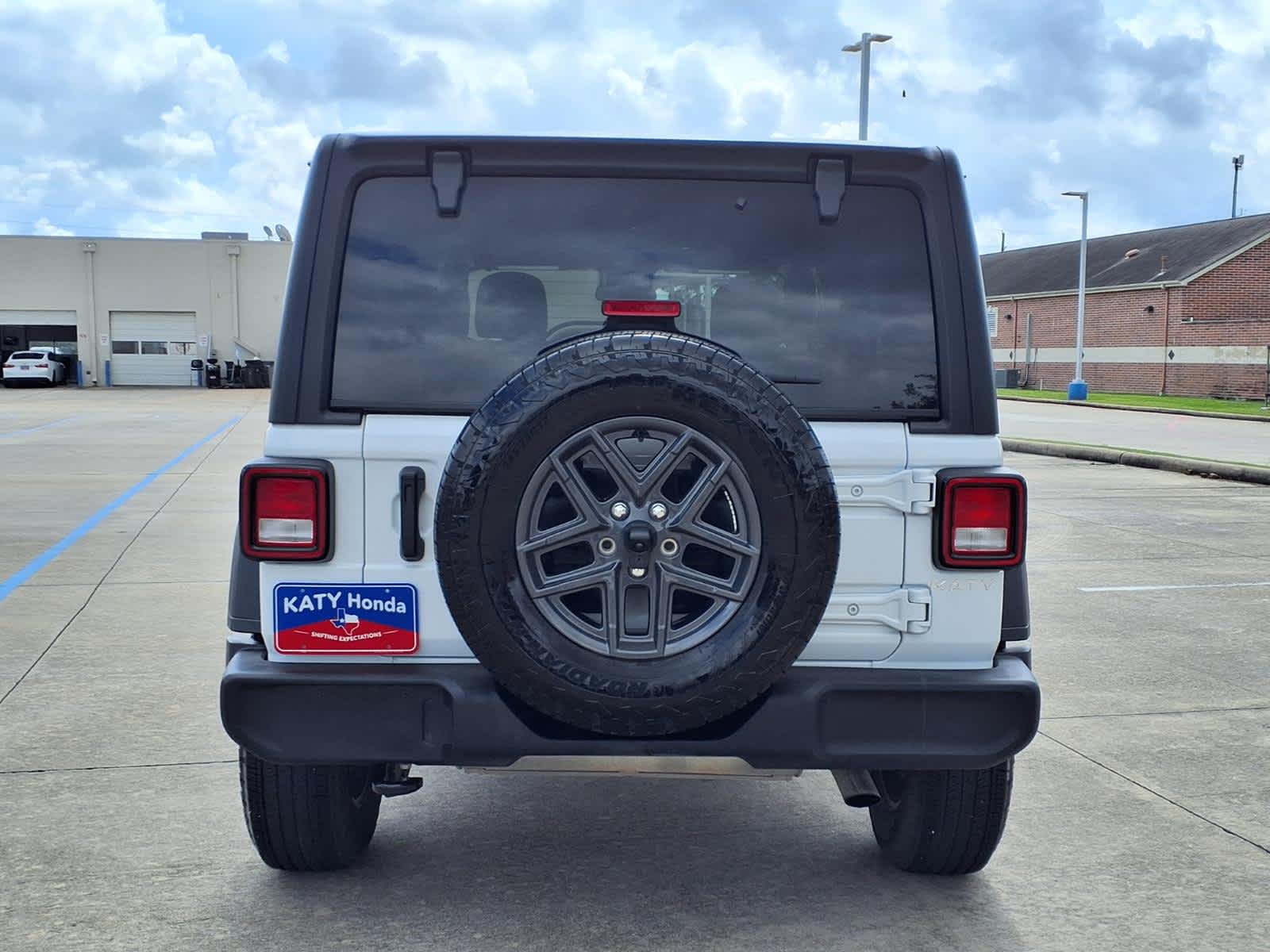 Thumbnail: 2025 Jeep Wrangler - 5