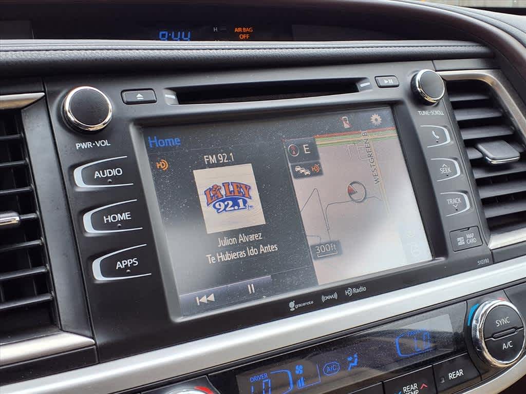 Thumbnail: 2019 Toyota Highlander - 18