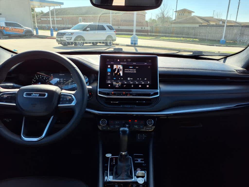 Thumbnail: 2023 Jeep Compass - 16