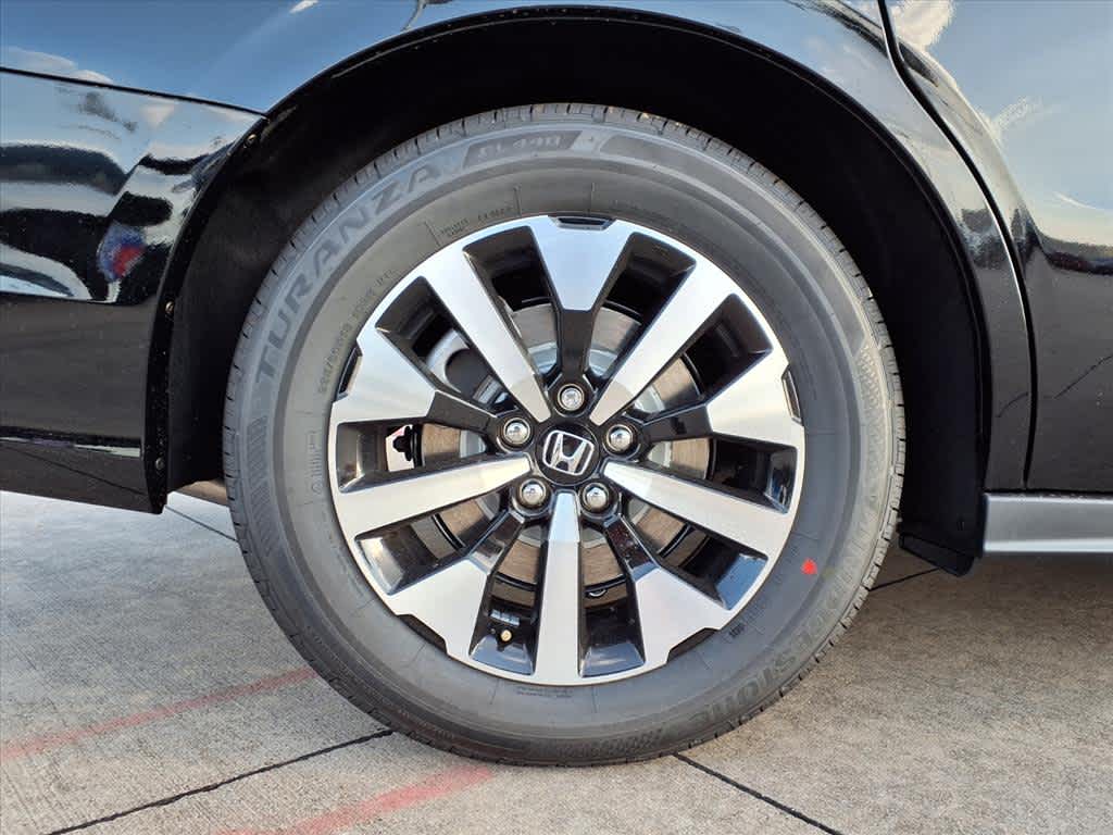 Thumbnail: 2026 Honda Odyssey - 10