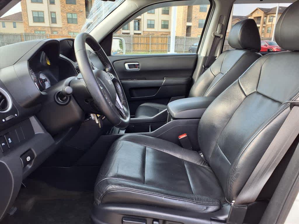 Thumbnail: 2015 Honda Pilot - 10