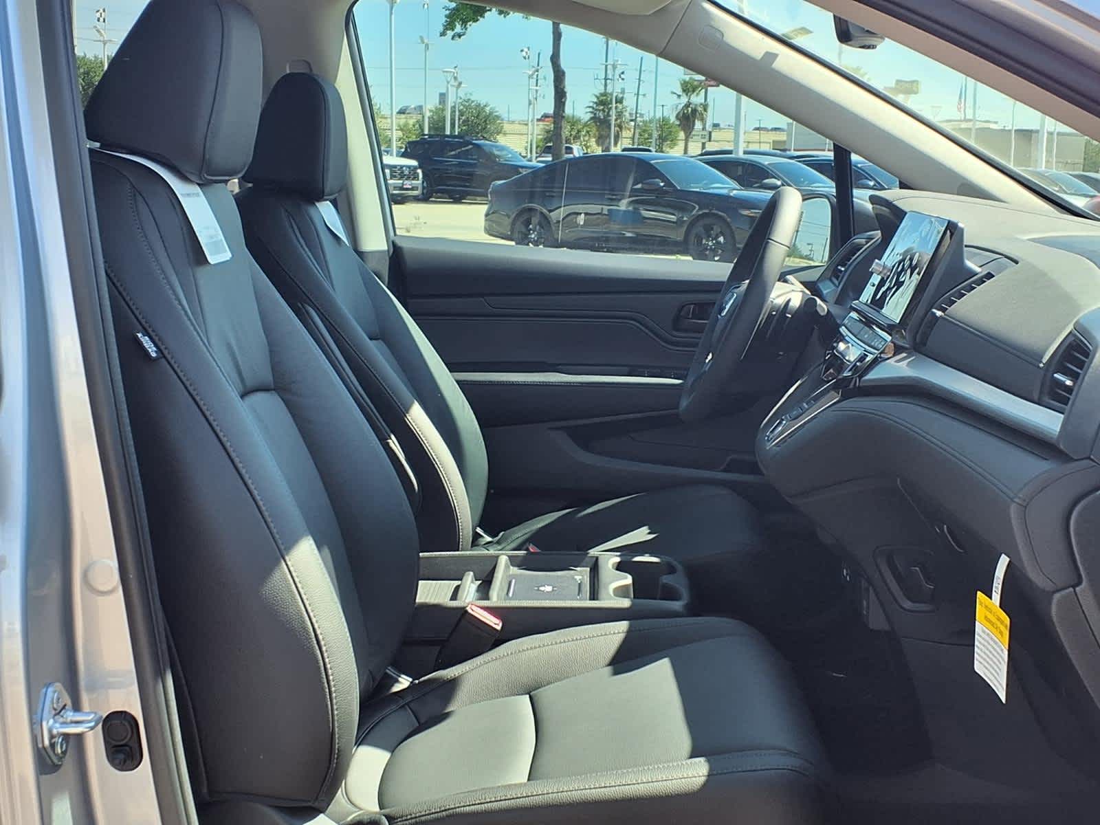 Thumbnail: 2026 Honda Odyssey - 13