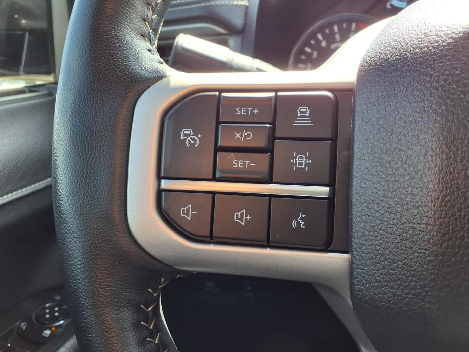 Thumbnail: 2022 Ford Expedition - 19