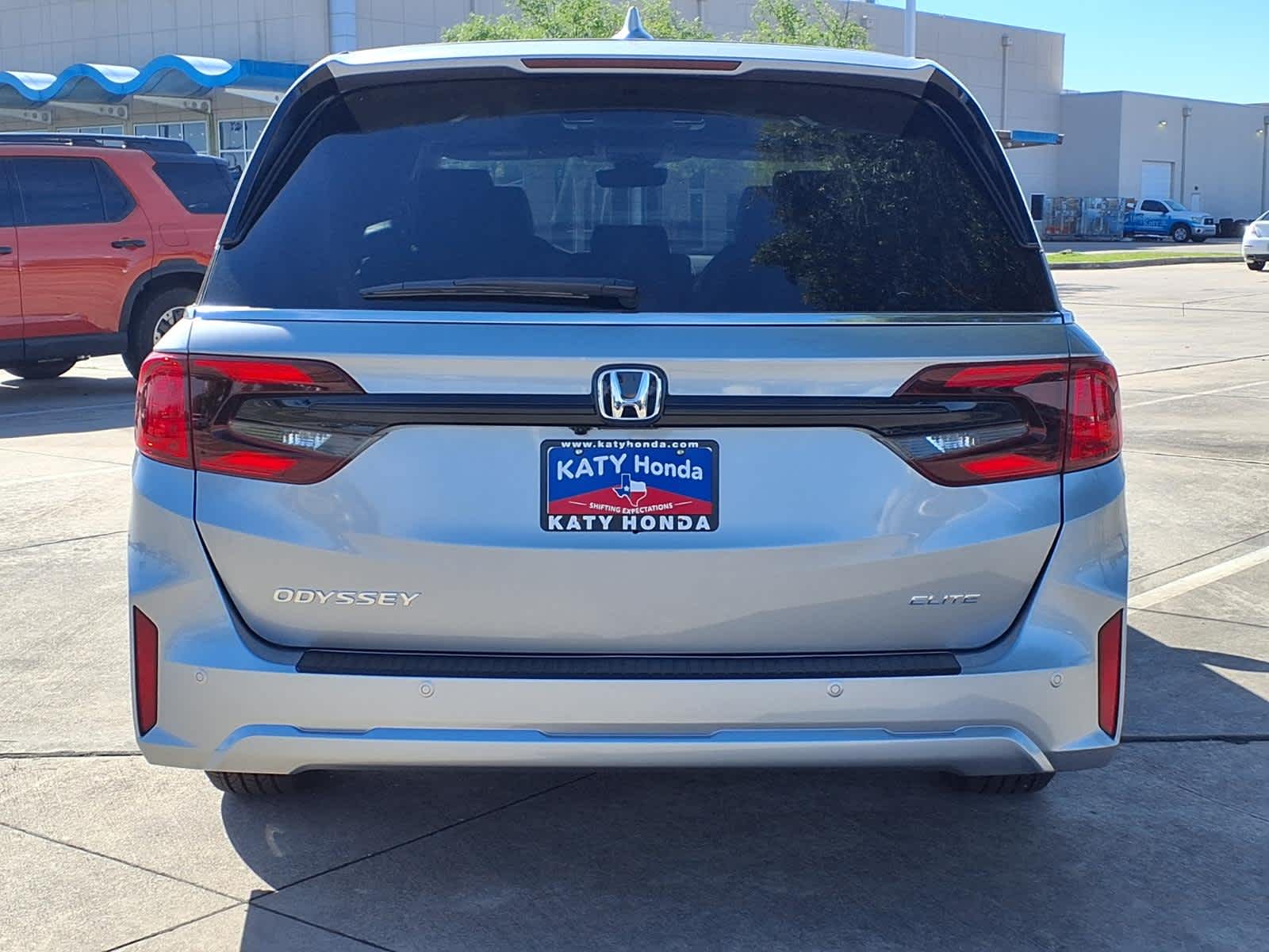 Thumbnail: 2026 Honda Odyssey - 5