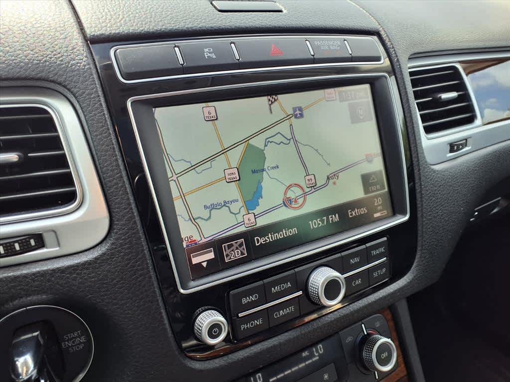 Thumbnail: 2015 Volkswagen Touareg - 18