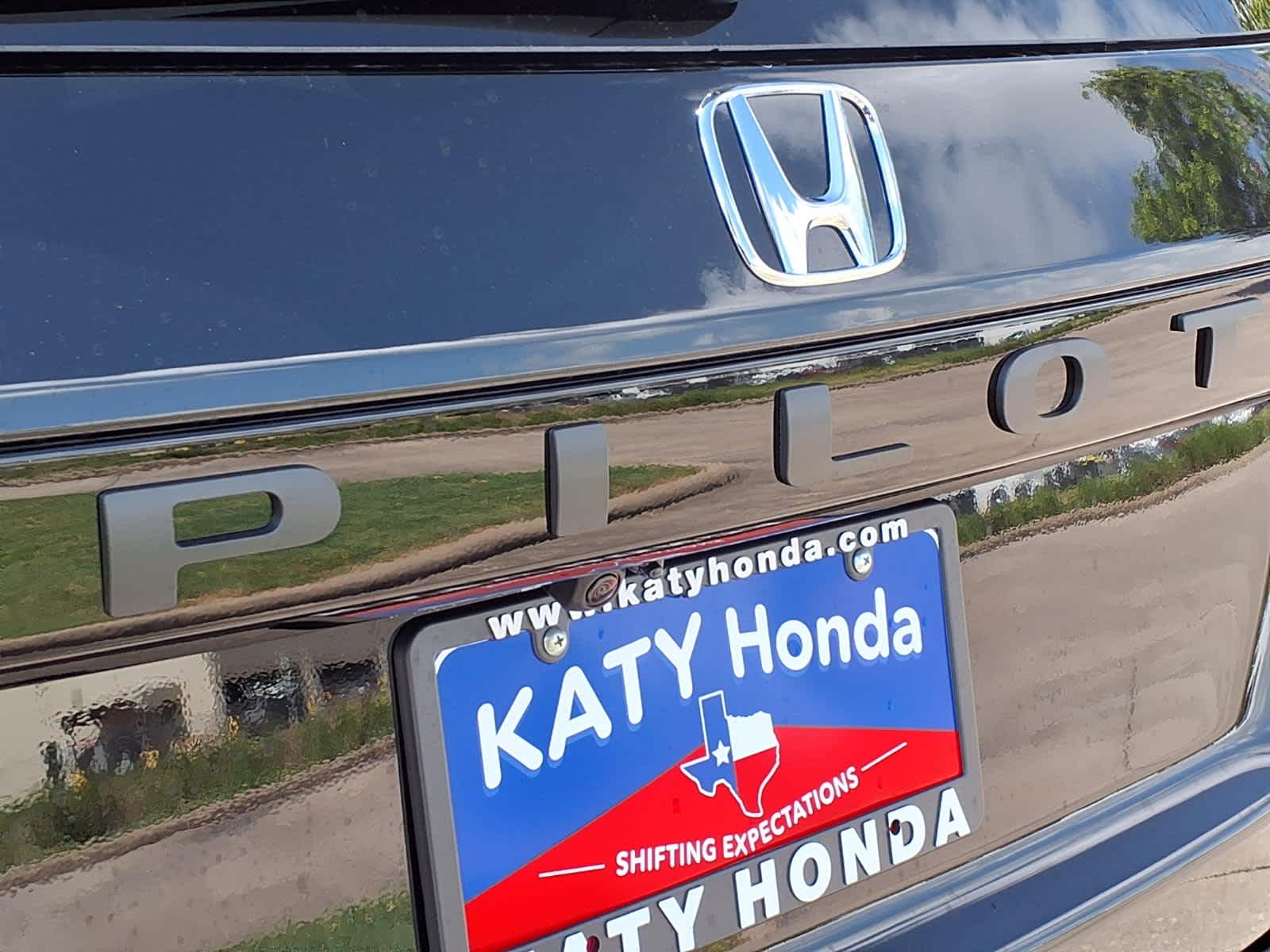 Thumbnail: 2026 Honda Pilot - 7