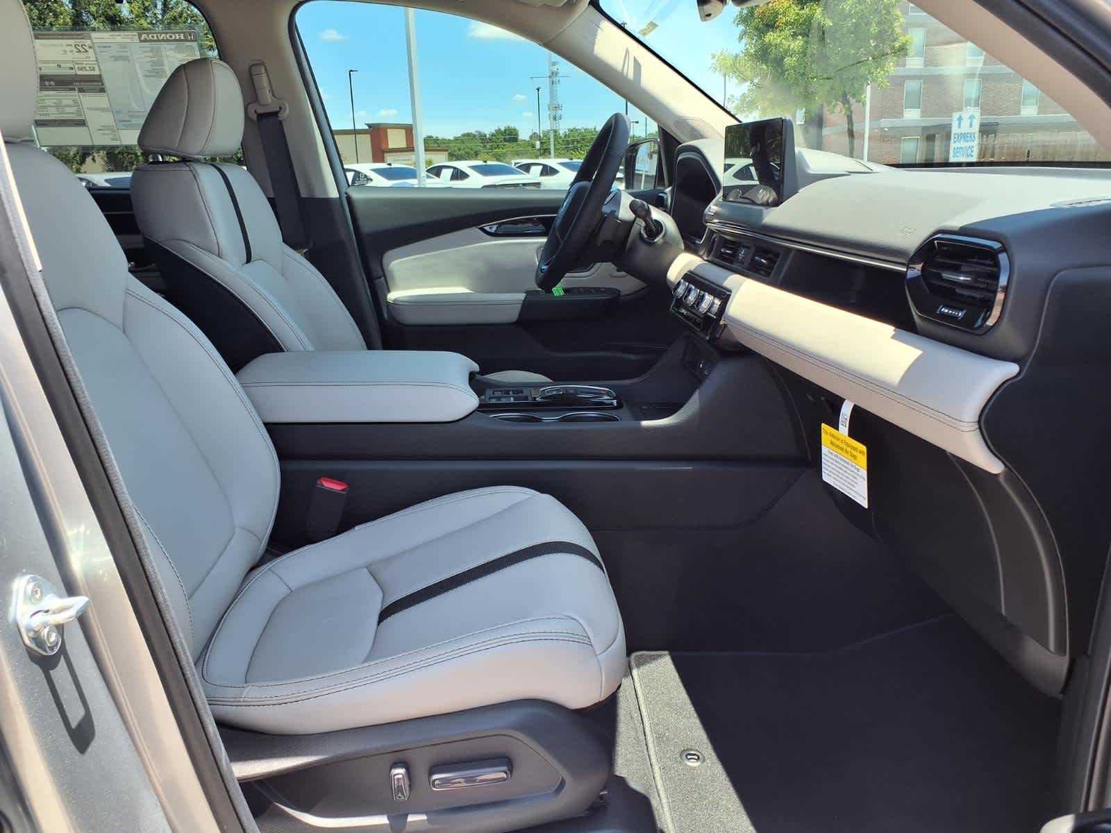 Thumbnail: 2026 Honda Pilot - 13