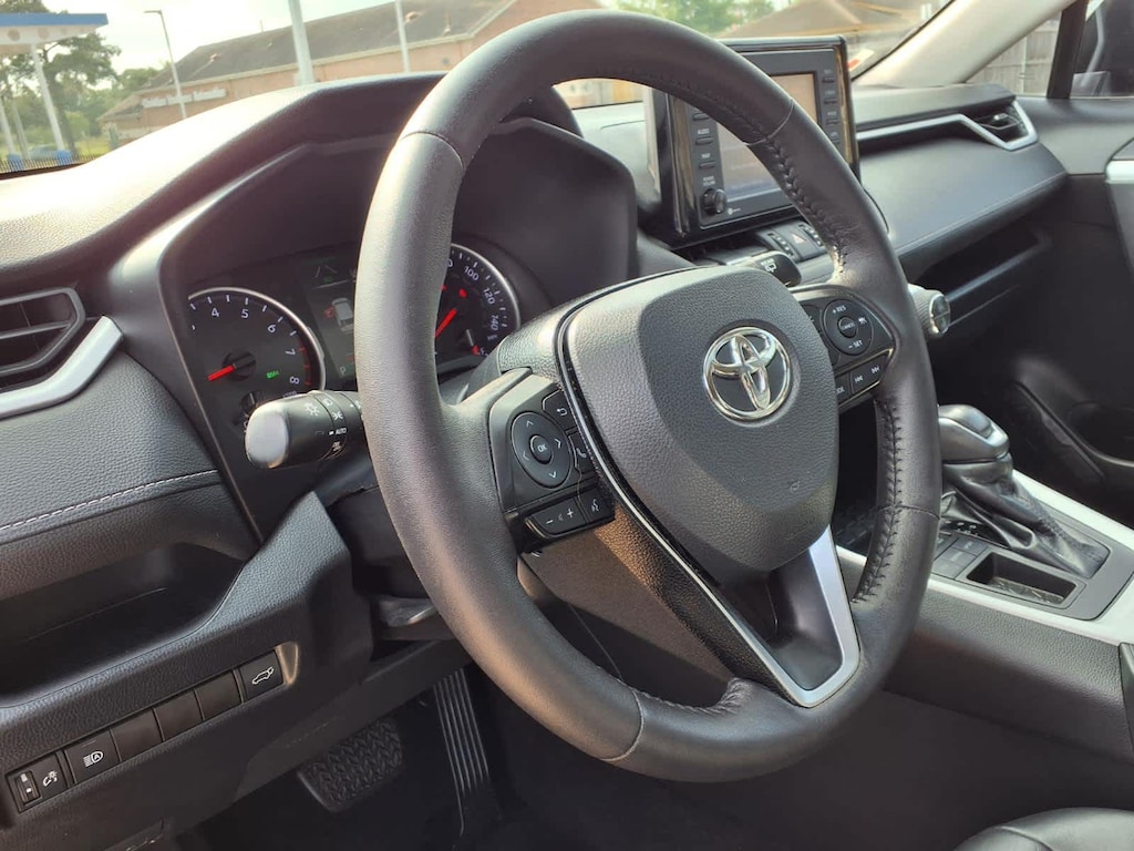 Used 2021 Toyota RAV4 XLE Premium SUV