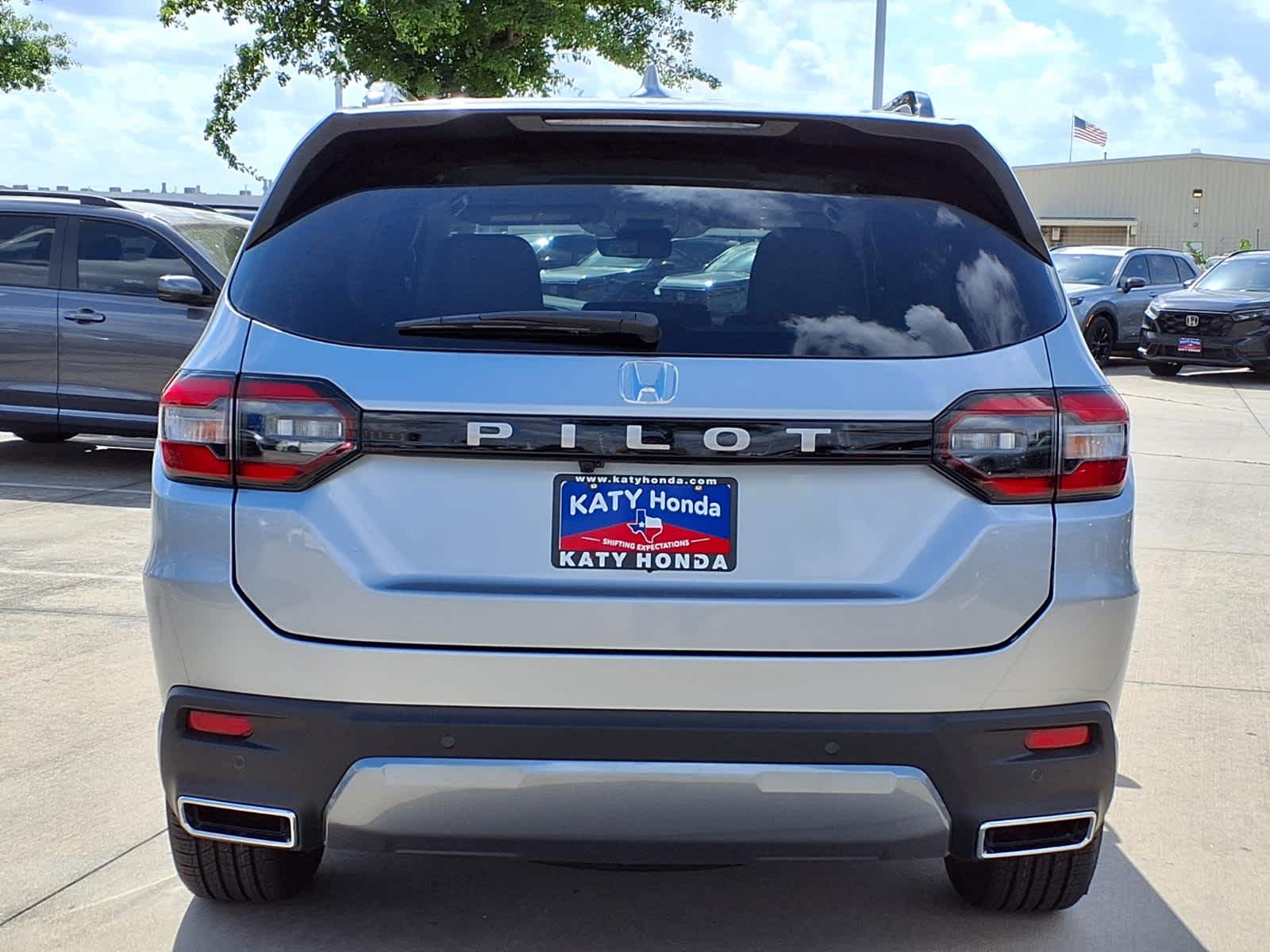 Thumbnail: 2026 Honda Pilot - 5