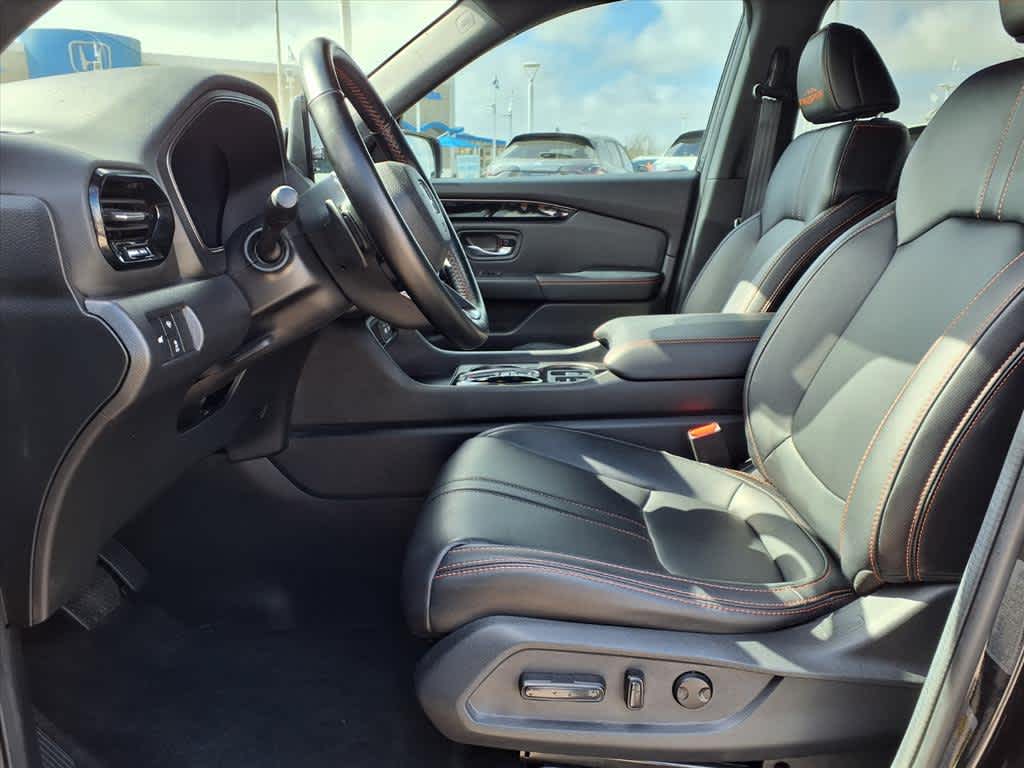 Thumbnail: 2024 Honda Pilot - 10