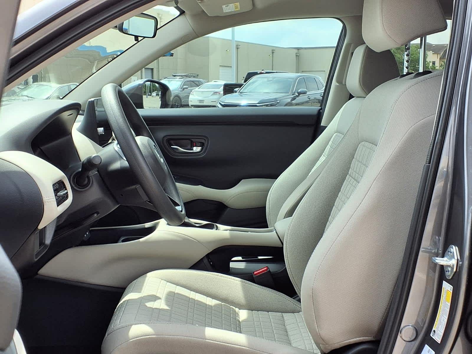 Thumbnail: 2027 Honda HR-V - 10