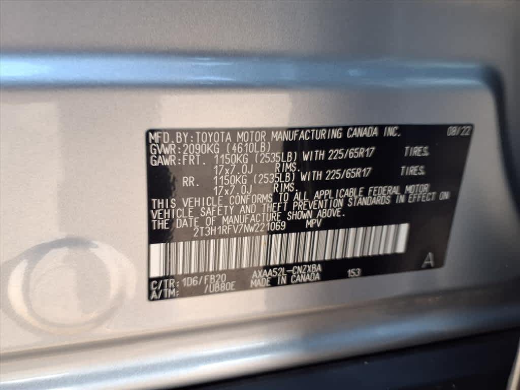 Thumbnail: 2022 Toyota RAV4 - 21