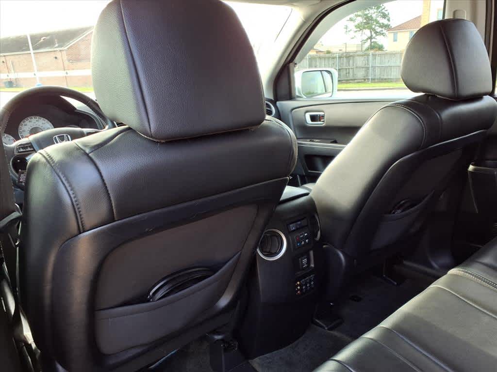 Thumbnail: 2015 Honda Pilot - 11