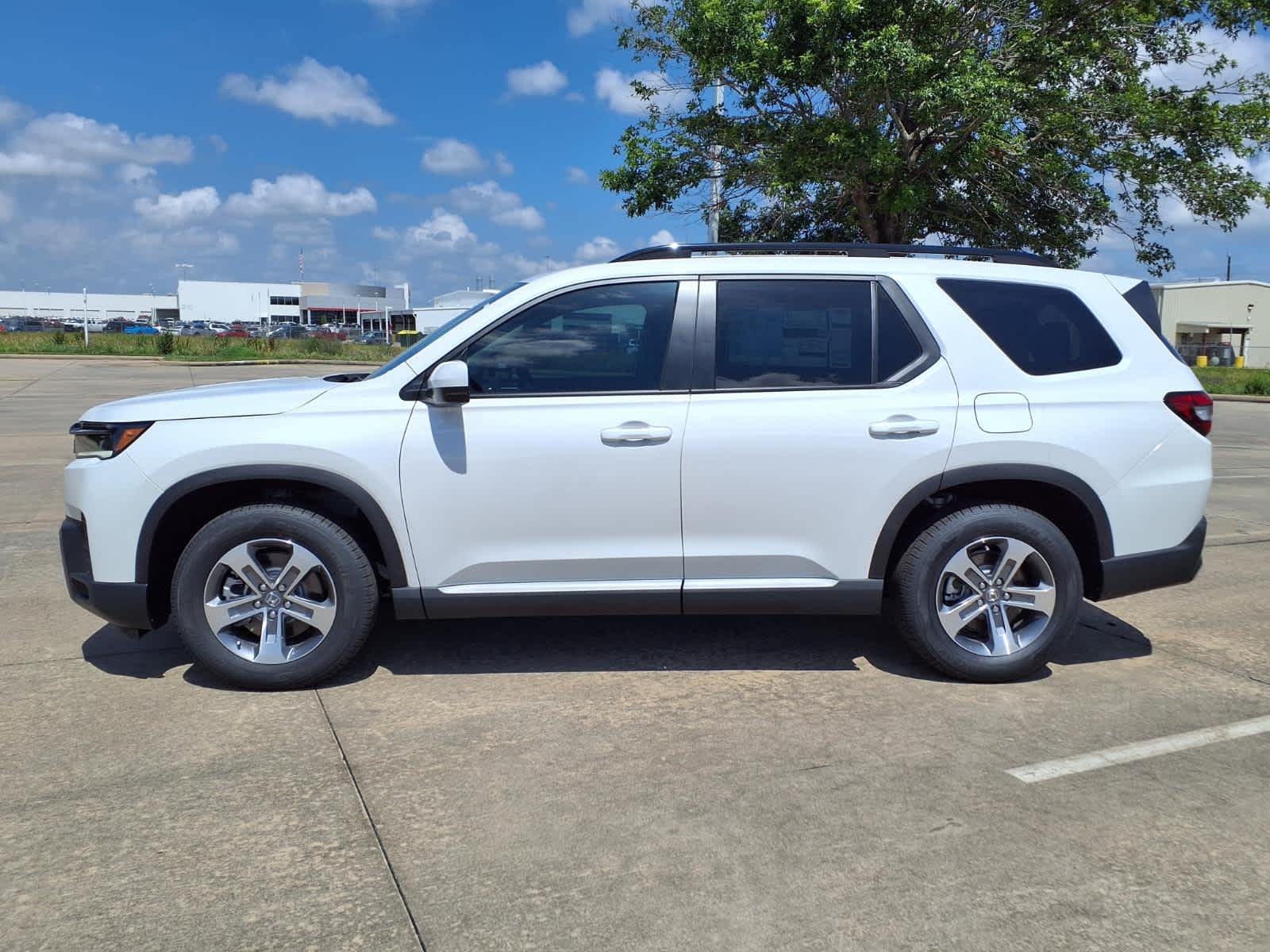 Thumbnail: 2026 Honda Pilot - 3