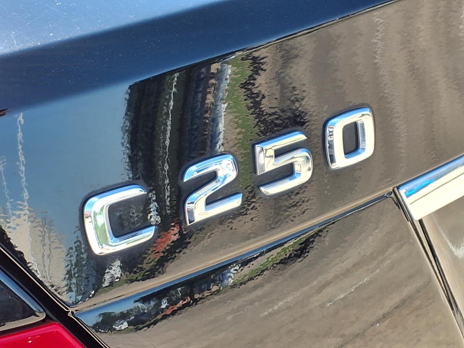 Thumbnail: 2013 Mercedes-Benz C-Class - 7