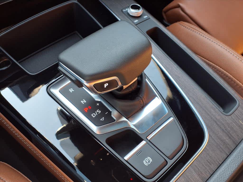 Thumbnail: 2025 Audi Q5 - 23