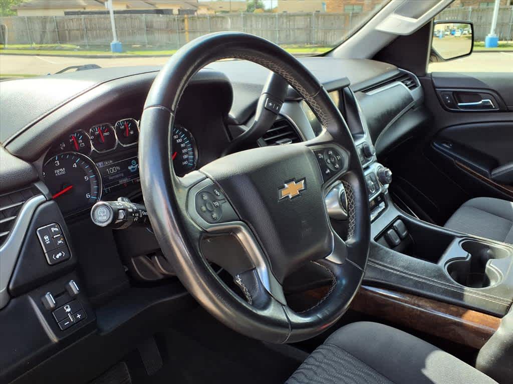 Thumbnail: 2017 Chevrolet Tahoe - 2