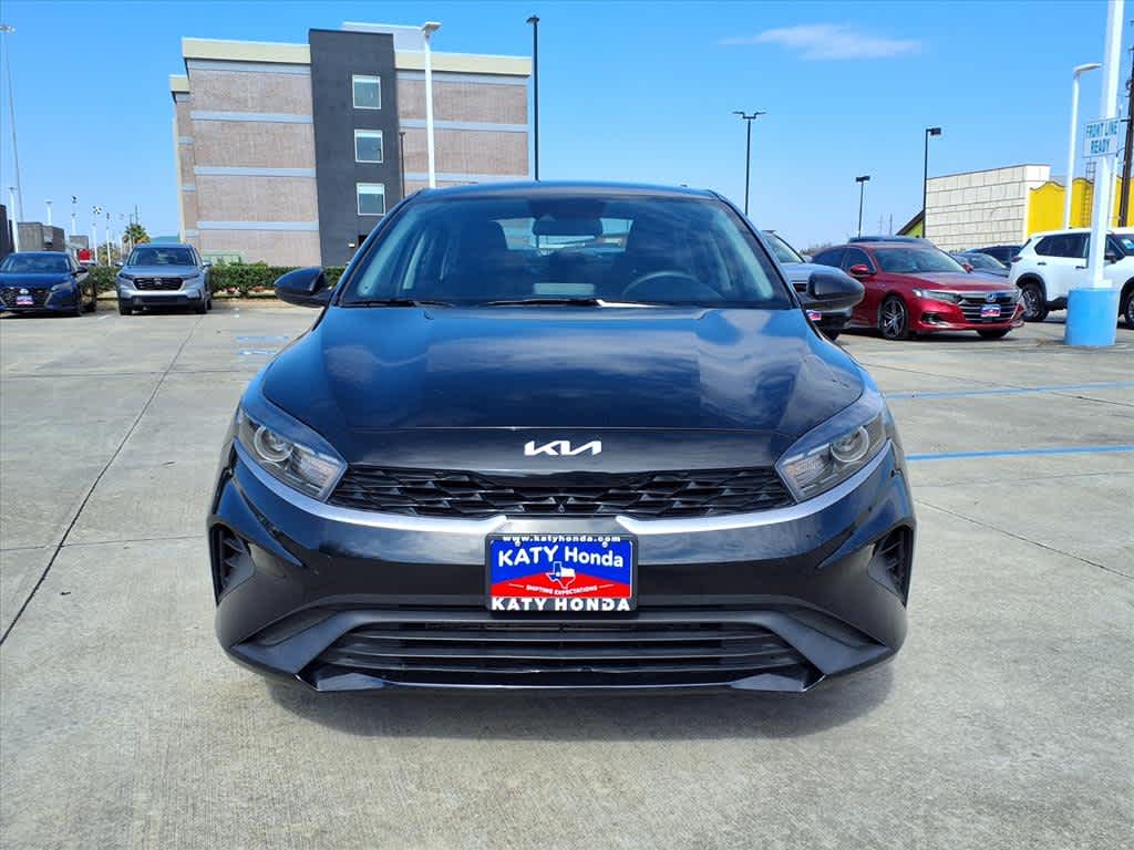 Thumbnail: 2024 Kia Forte - 3