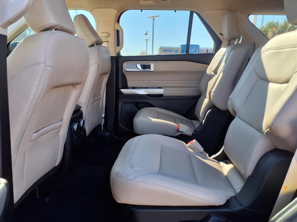 Thumbnail: 2021 Ford Explorer - 13