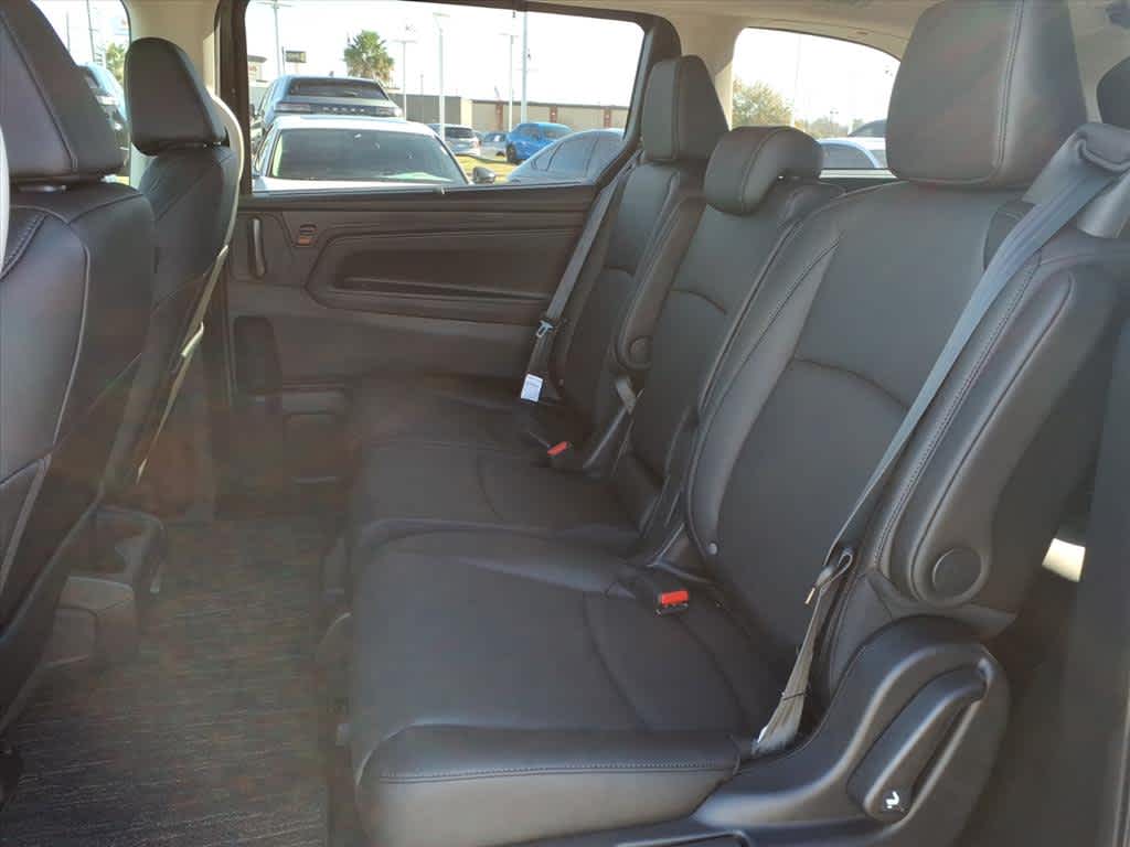 Thumbnail: 2026 Honda Odyssey - 13