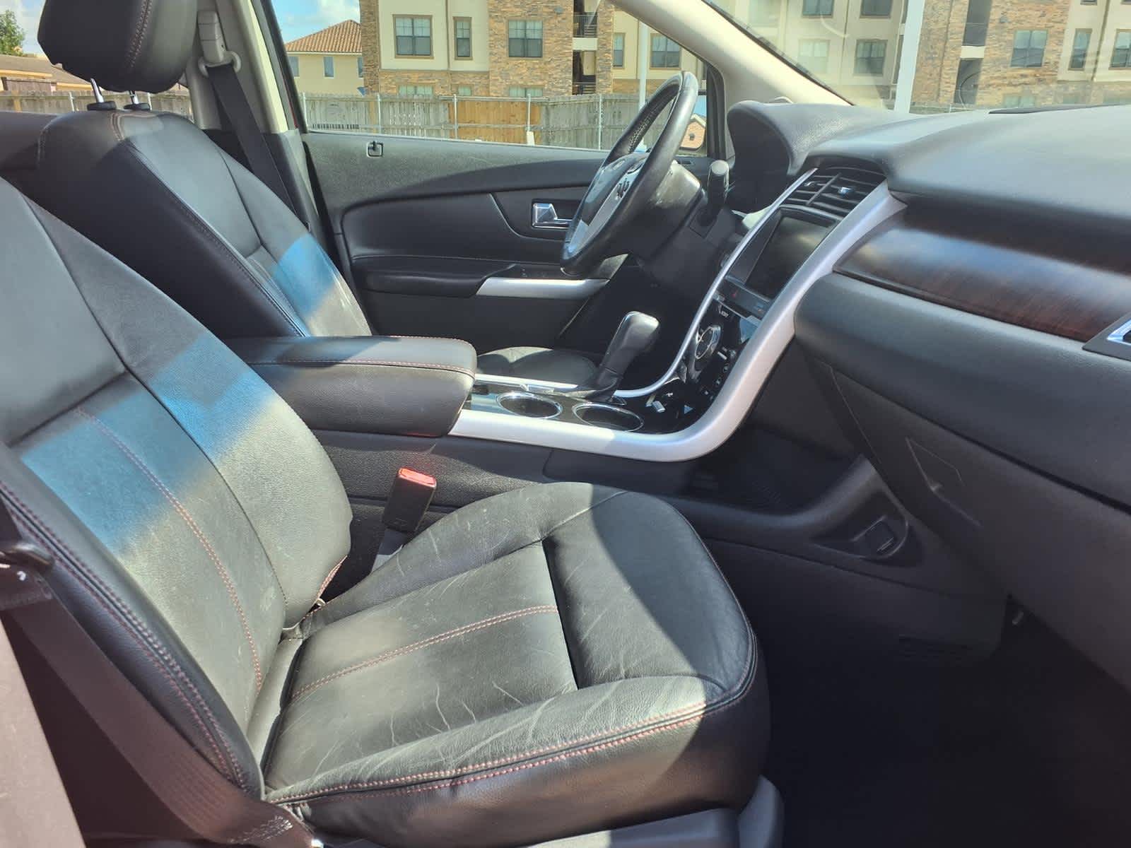 Thumbnail: 2013 Ford Edge - 13