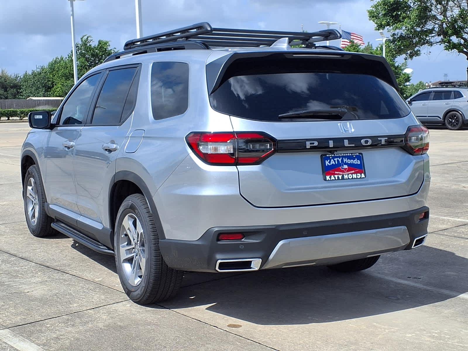 Thumbnail: 2026 Honda Pilot - 4