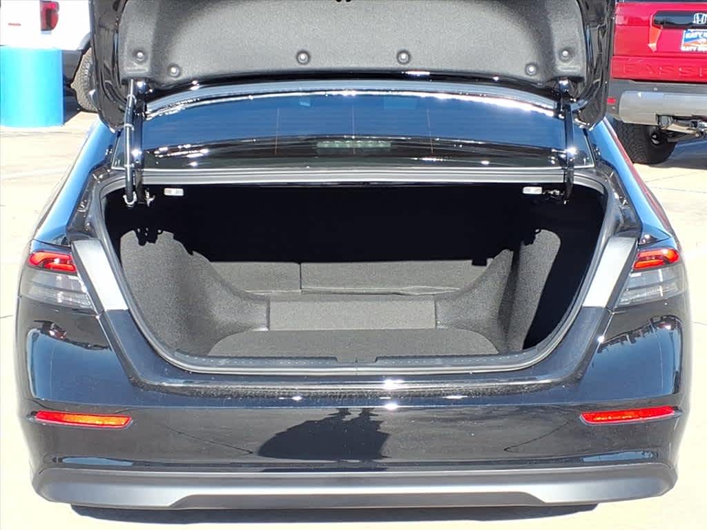 Thumbnail: 2025 Honda Accord - 19