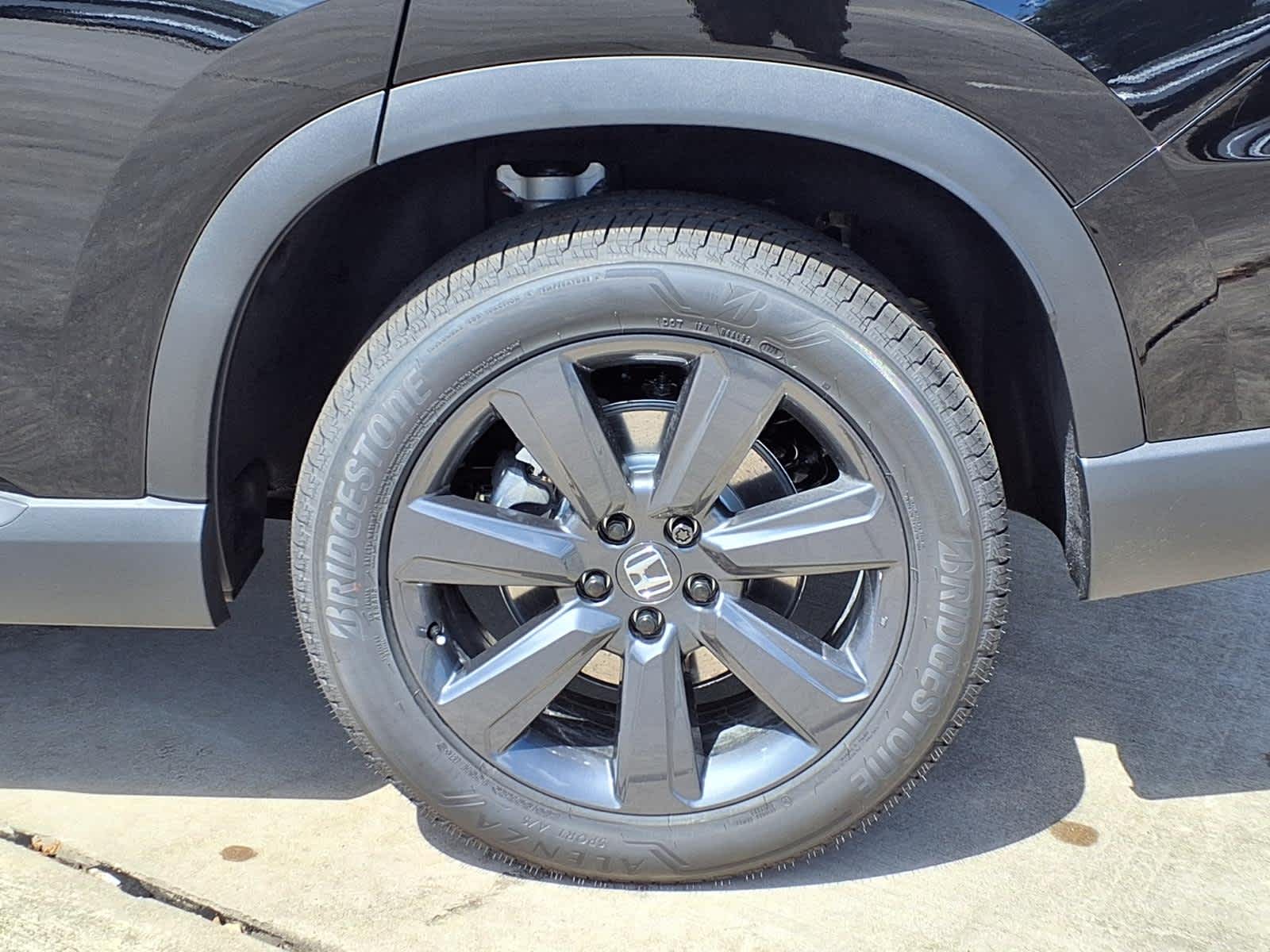 Thumbnail: 2026 Honda Pilot - 8