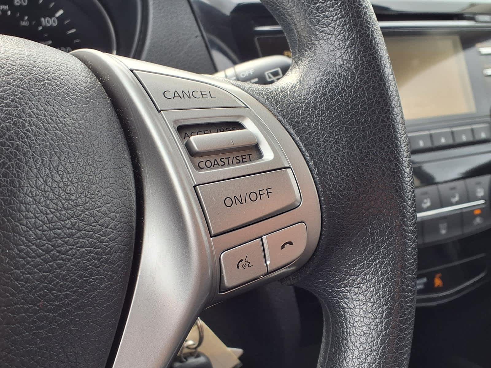 Thumbnail: 2016 Nissan Rogue - 22