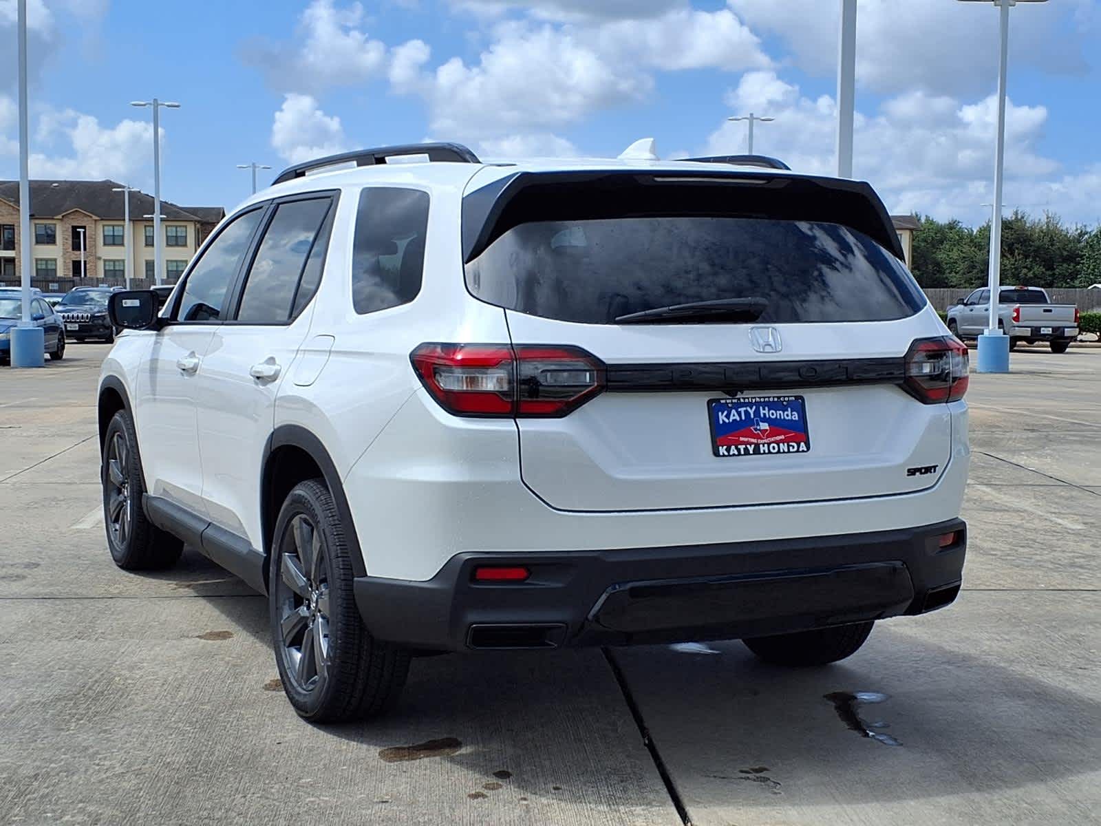 Thumbnail: 2026 Honda Pilot - 4
