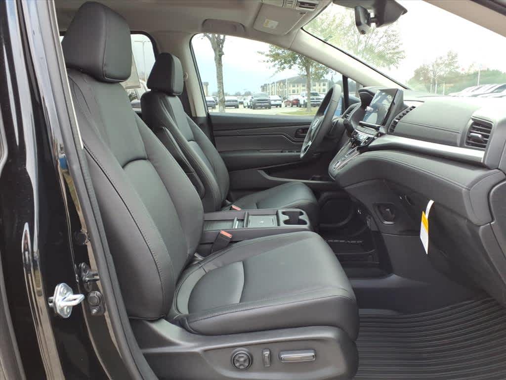 Thumbnail: 2026 Honda Odyssey - 14