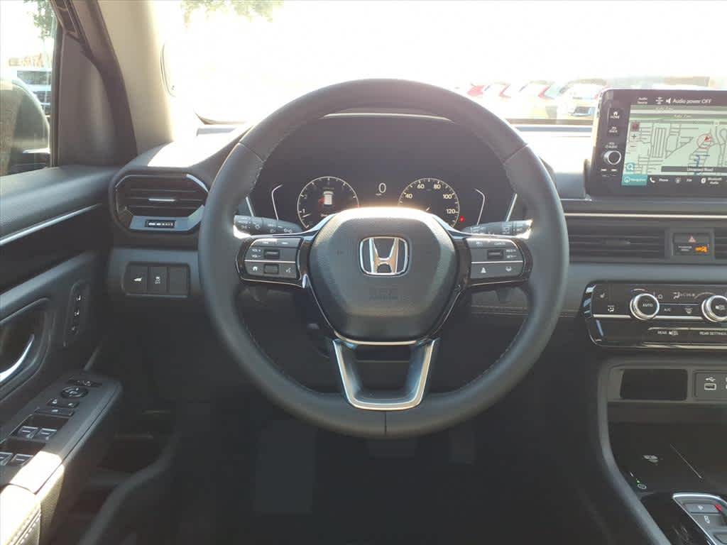 Thumbnail: 2025 Honda Pilot - 15