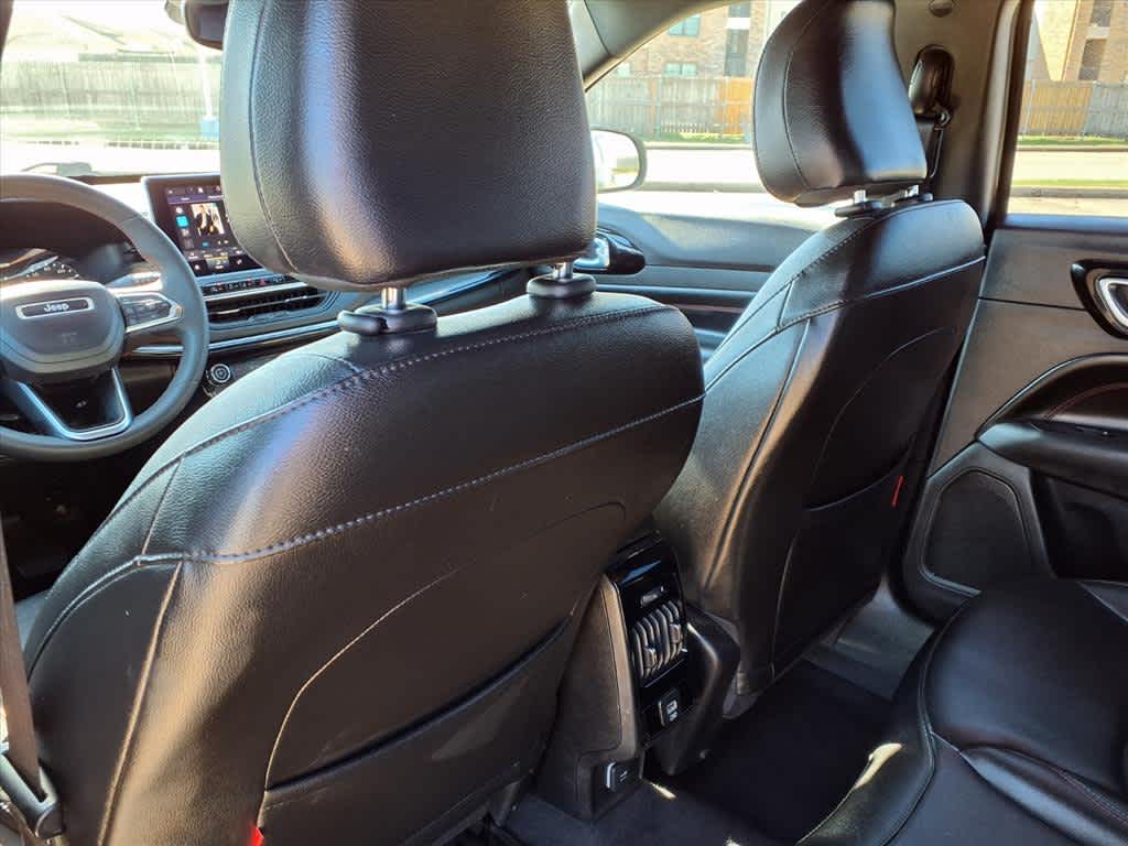 Thumbnail: 2023 Jeep Compass - 12